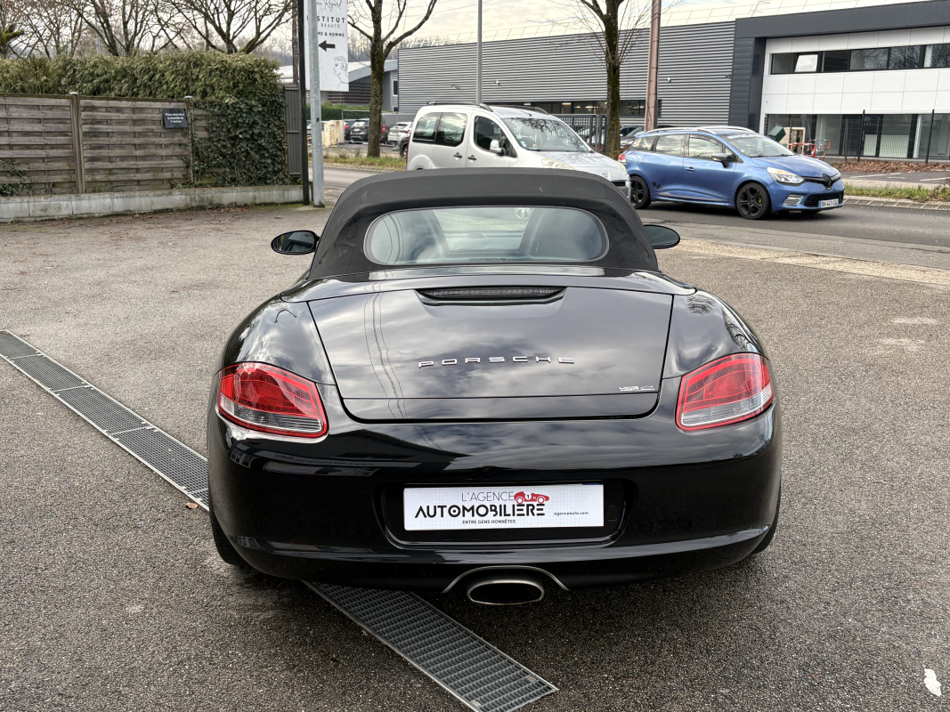 Porsche Boxster — 17