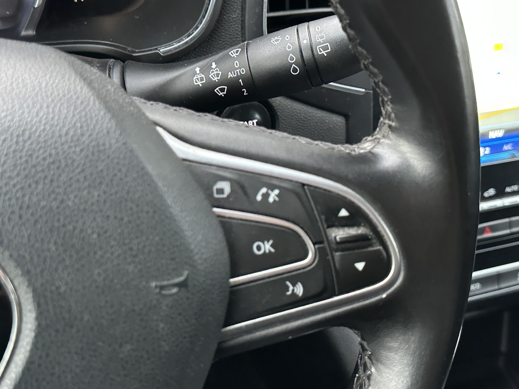 Renault Megane — 16