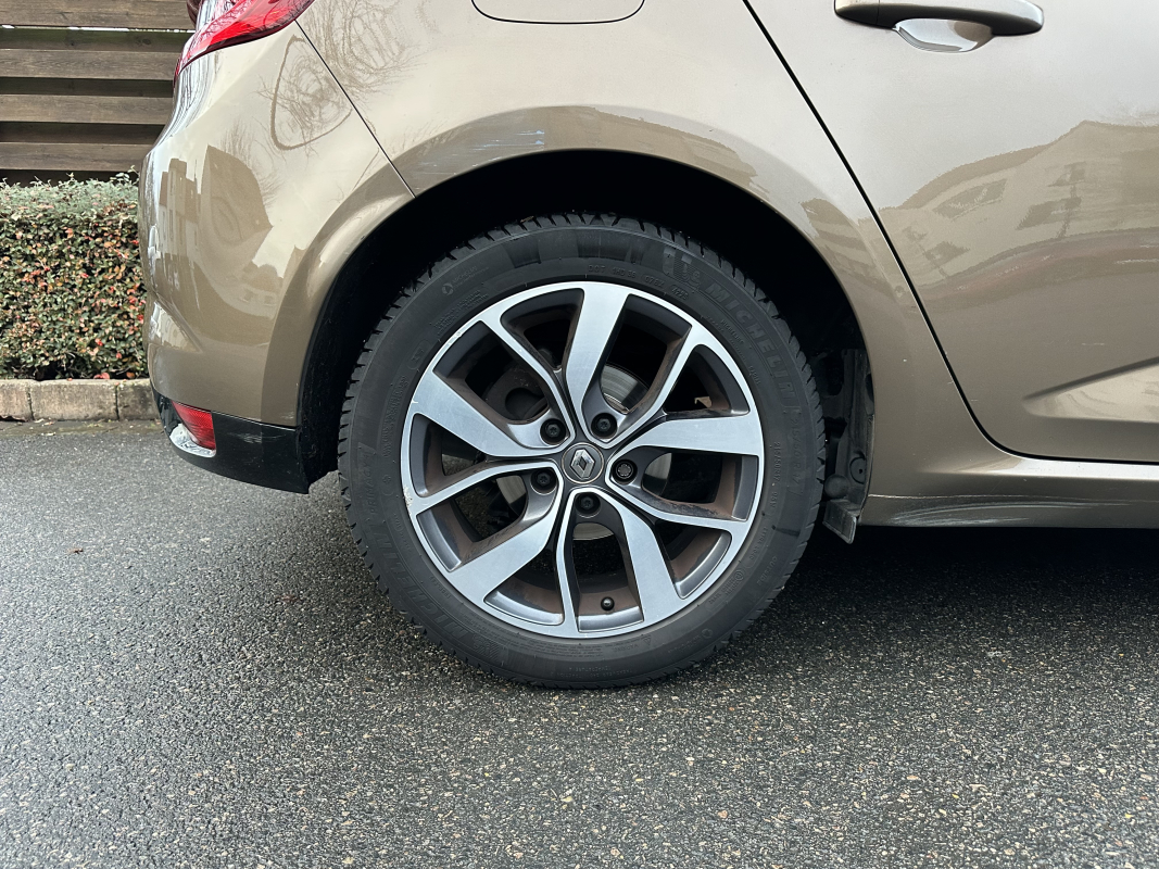 Renault Megane — 11