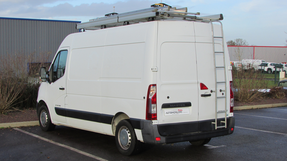 Renault Master — 4