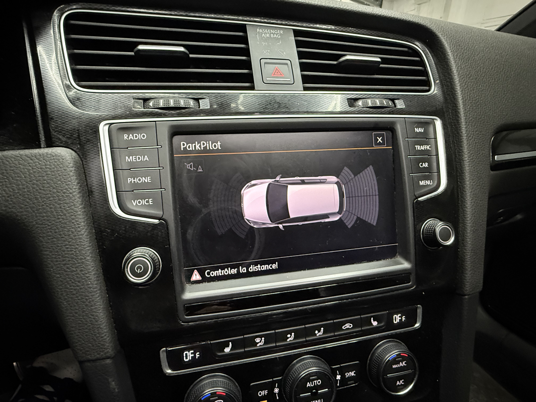Volkswagen Golf — 16