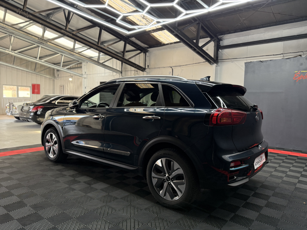 Kia E-niro — 7