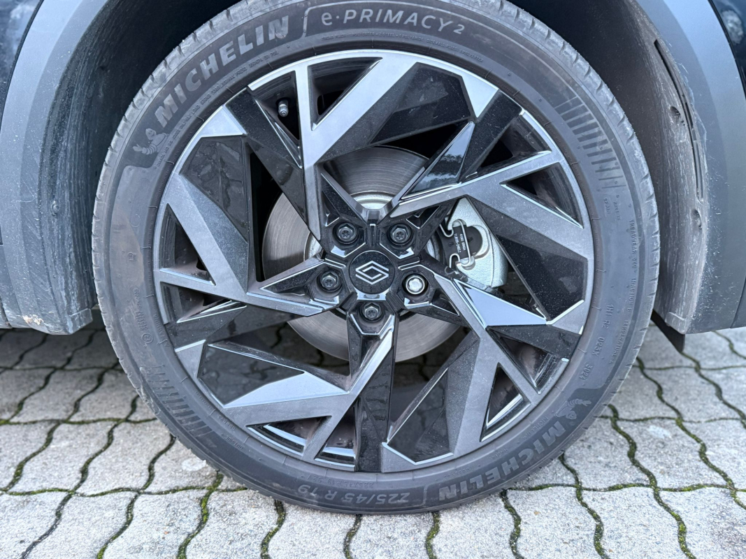 Renault Symbioz — 10