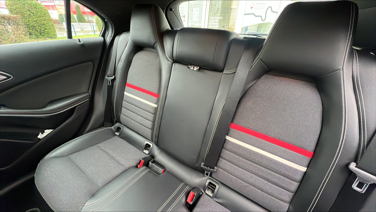 Mercedes Classe A — 36