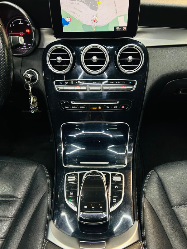 Mercedes Classe GLC — 17