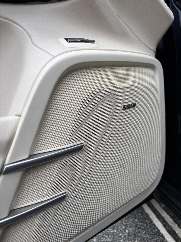 Porsche Cayenne — 22