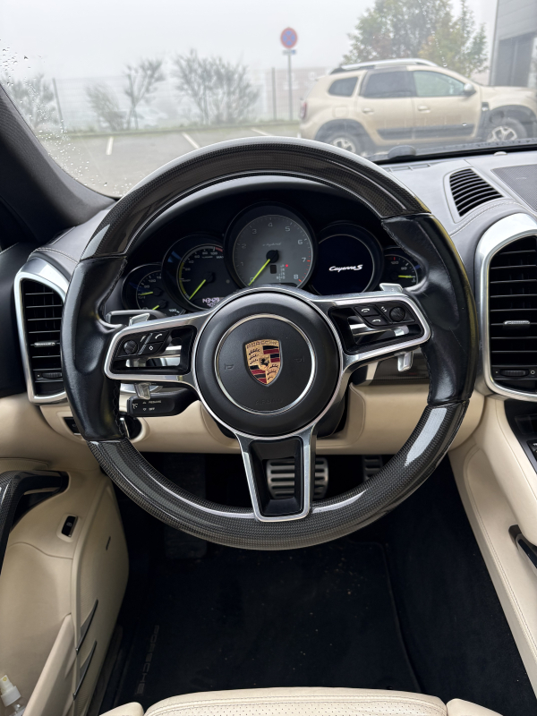 Porsche Cayenne — 14