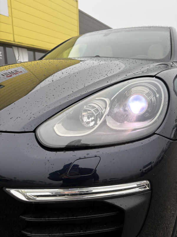 Porsche Cayenne — 31