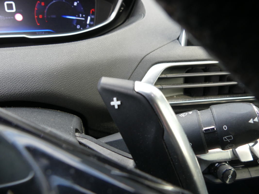 Peugeot 3008 — 28
