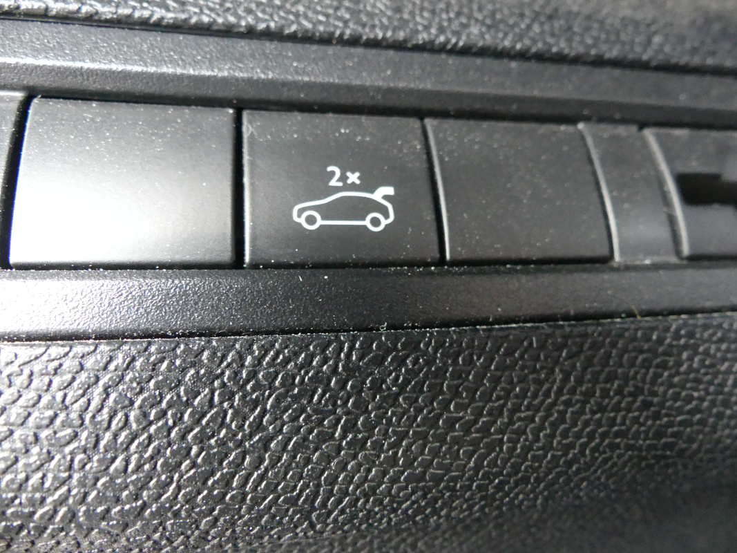 Peugeot 3008 — 32