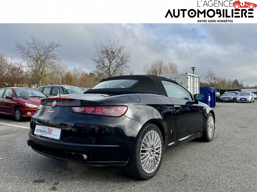 Alfa Romeo Spider — 3