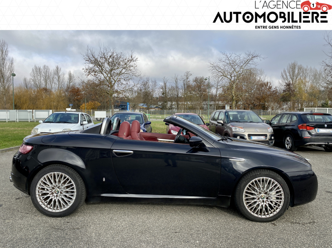 Alfa Romeo Spider — 10