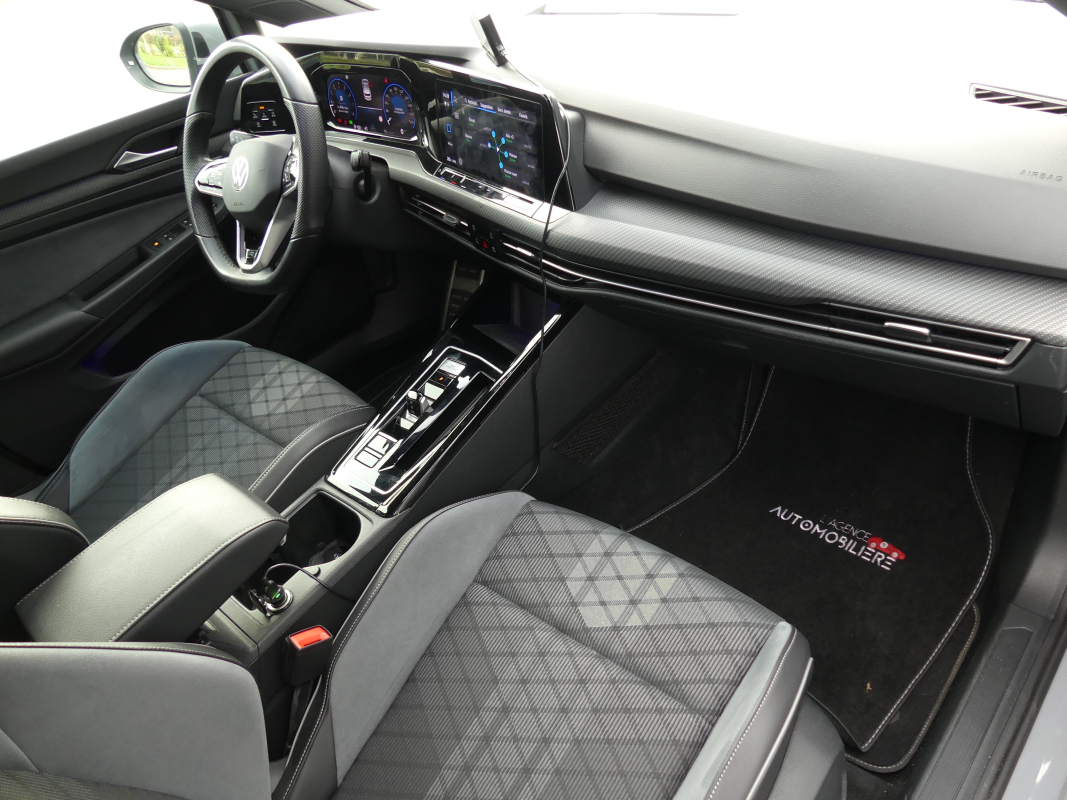 Volkswagen Golf — 14