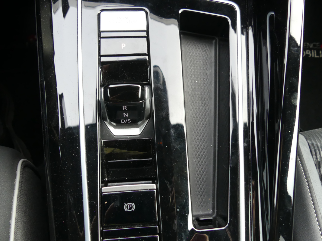 Volkswagen Golf — 20