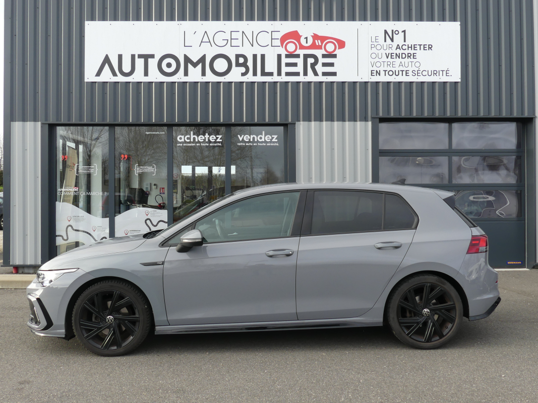 Volkswagen Golf — 2