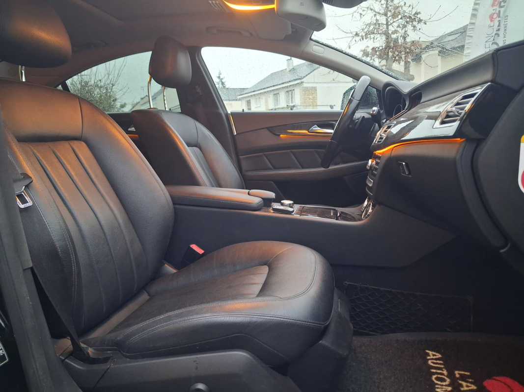 Mercedes Classe CLS — 12