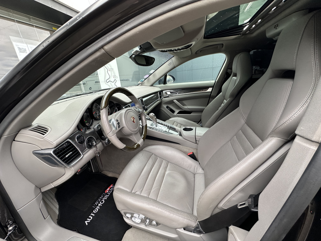 Porsche Panamera — 9