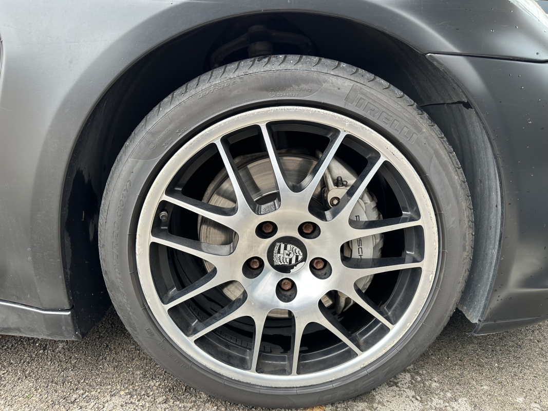 Porsche Panamera — 35