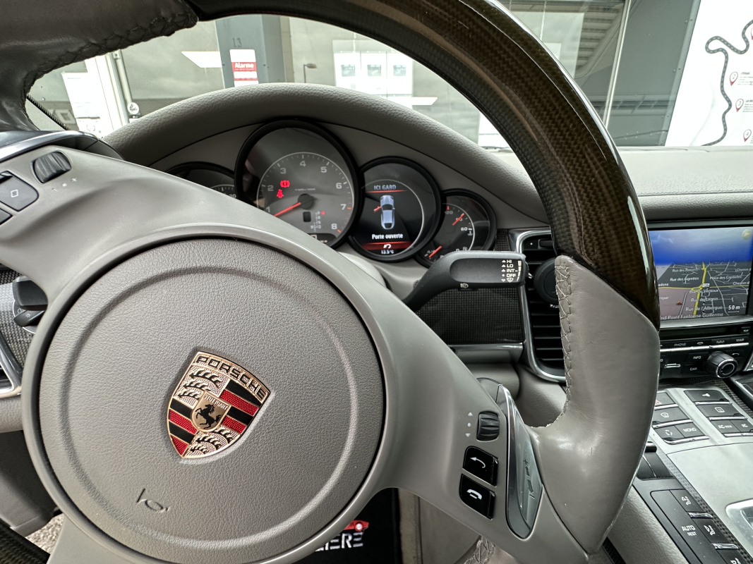 Porsche Panamera — 13