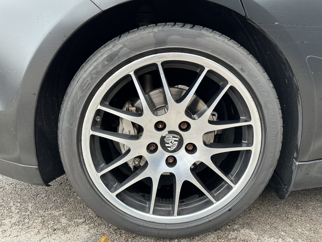 Porsche Panamera — 33