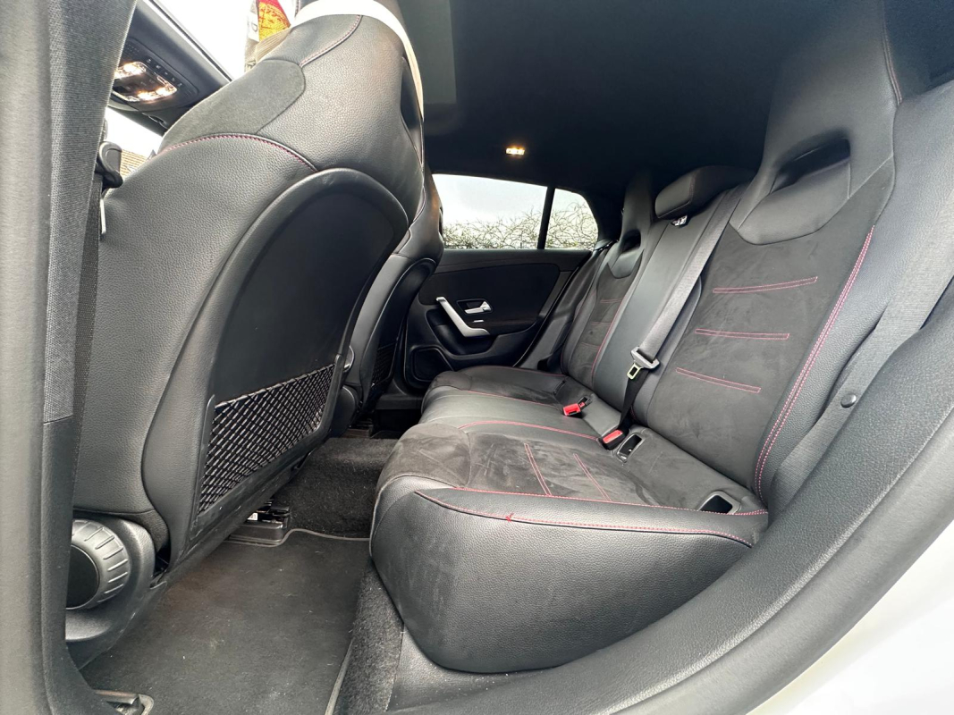 Mercedes Classe CLA — 15