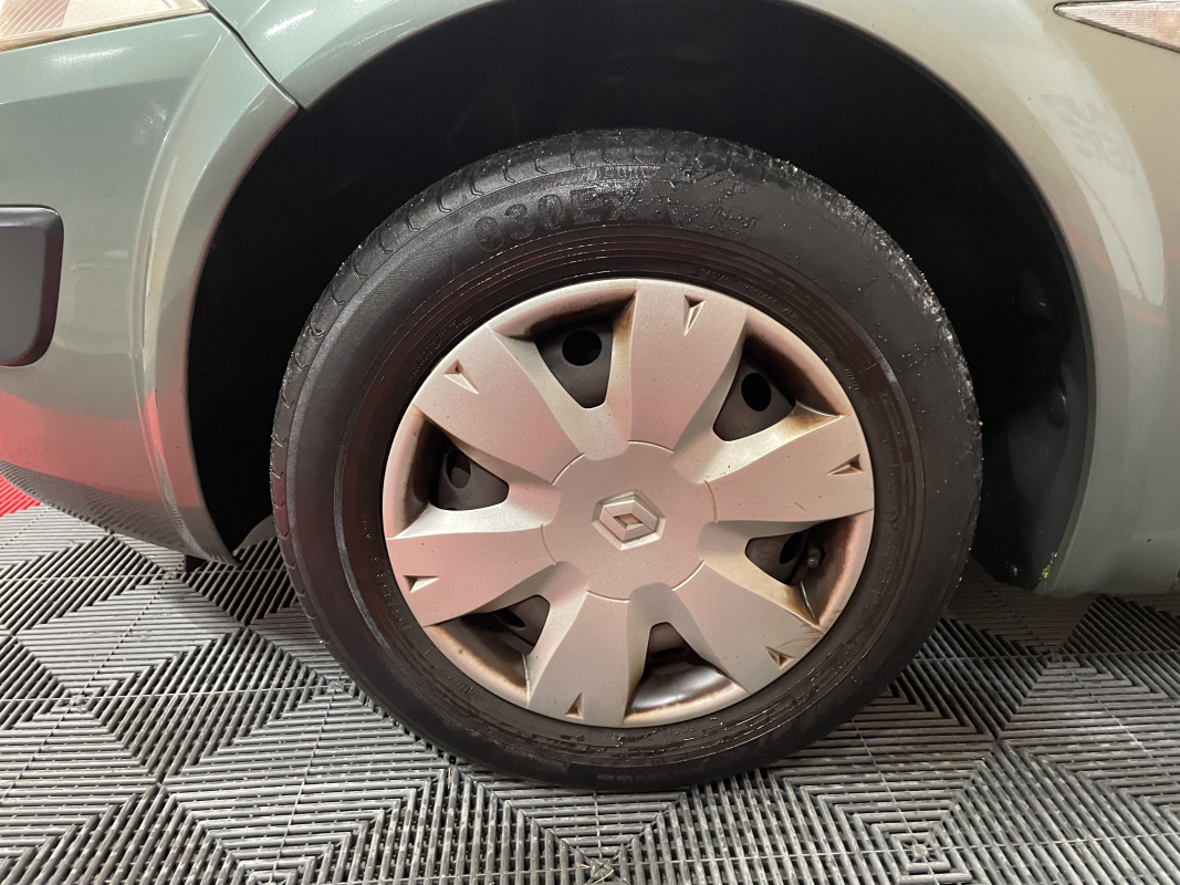 Renault Megane — 20