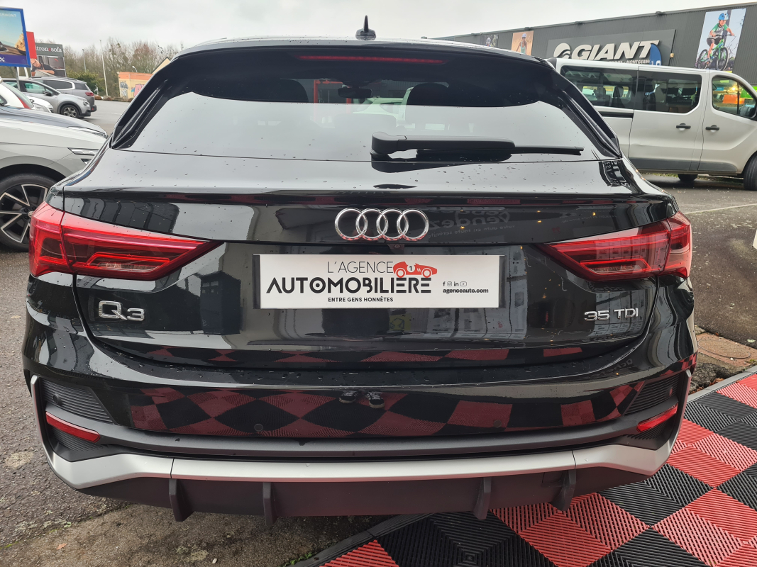 Audi Q3 Sportback — 4