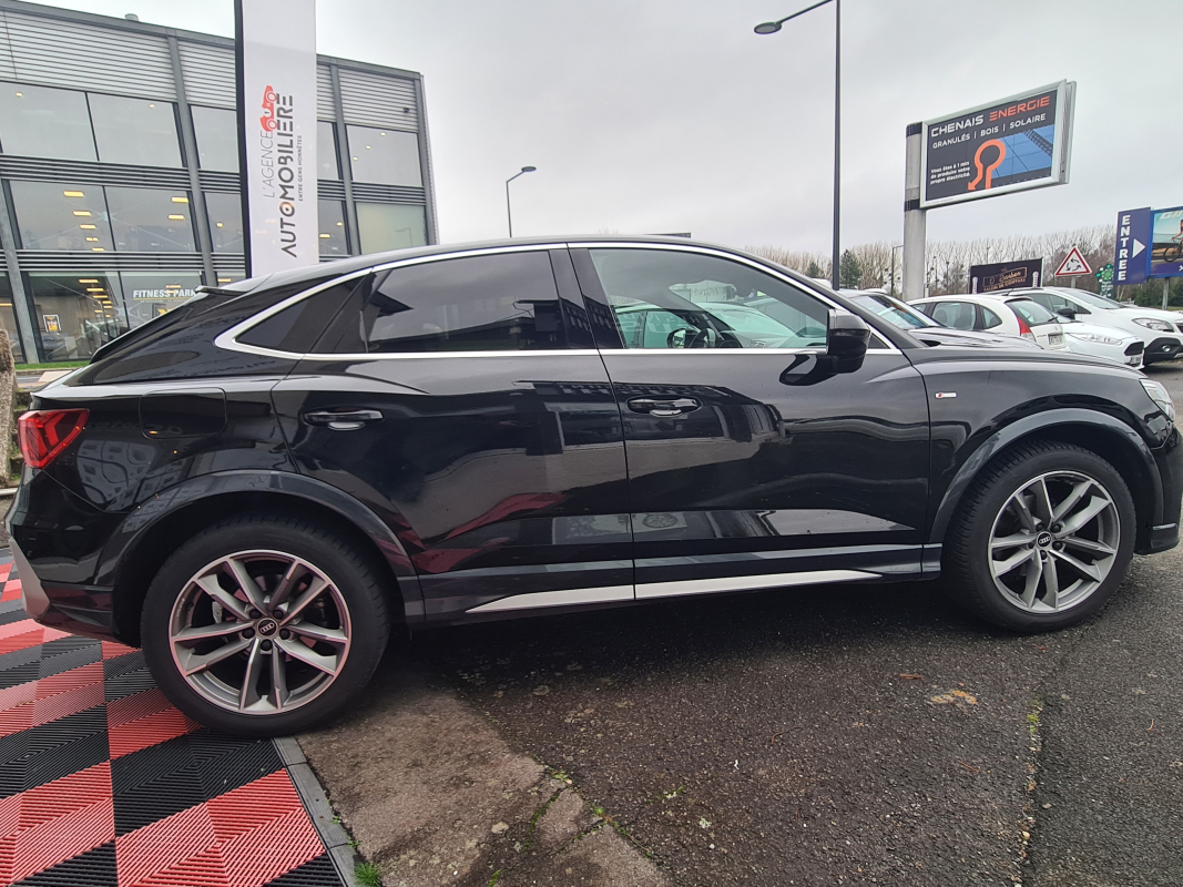 Audi Q3 Sportback — 6