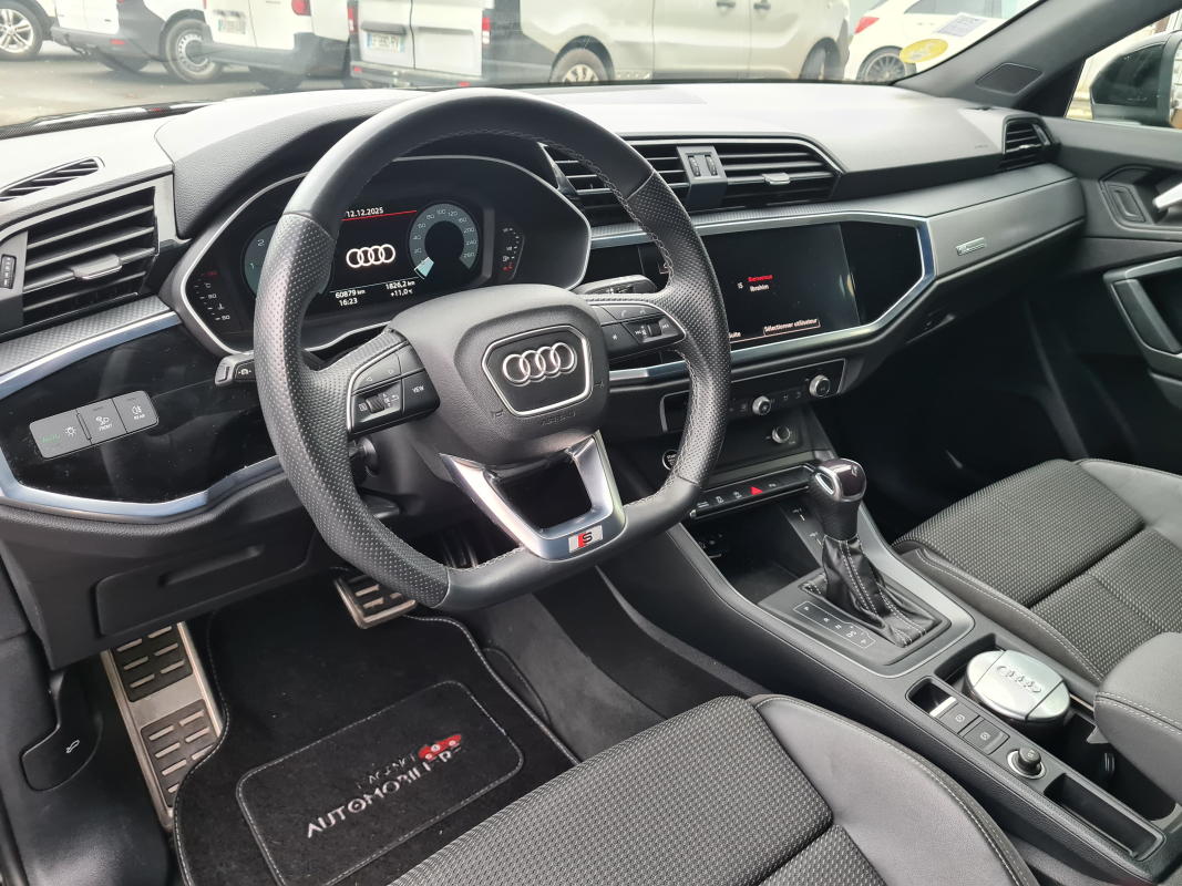 Audi Q3 Sportback — 9