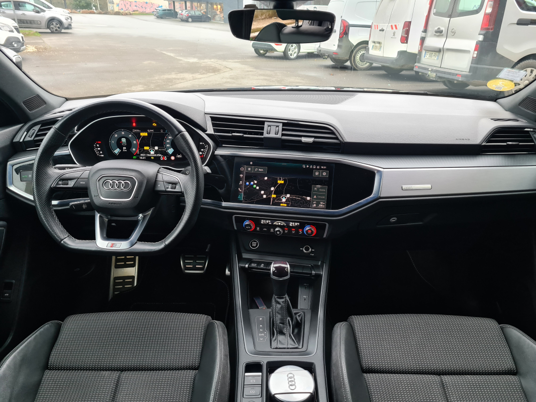 Audi Q3 Sportback — 14