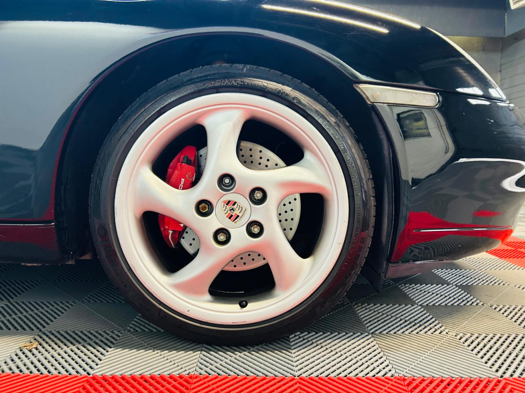 Porsche 911 — 22