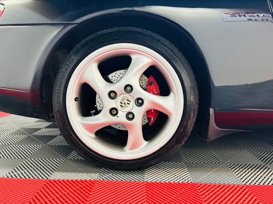 Porsche 911 — 23
