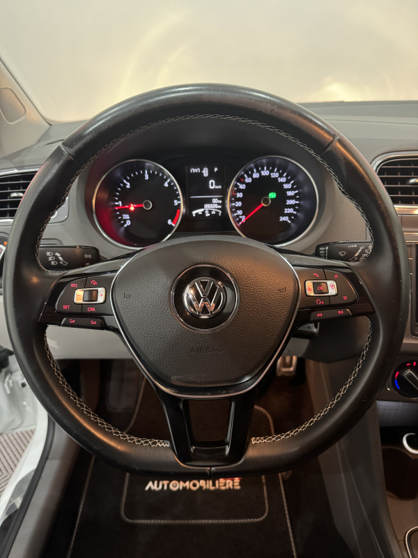 Volkswagen Polo — 25