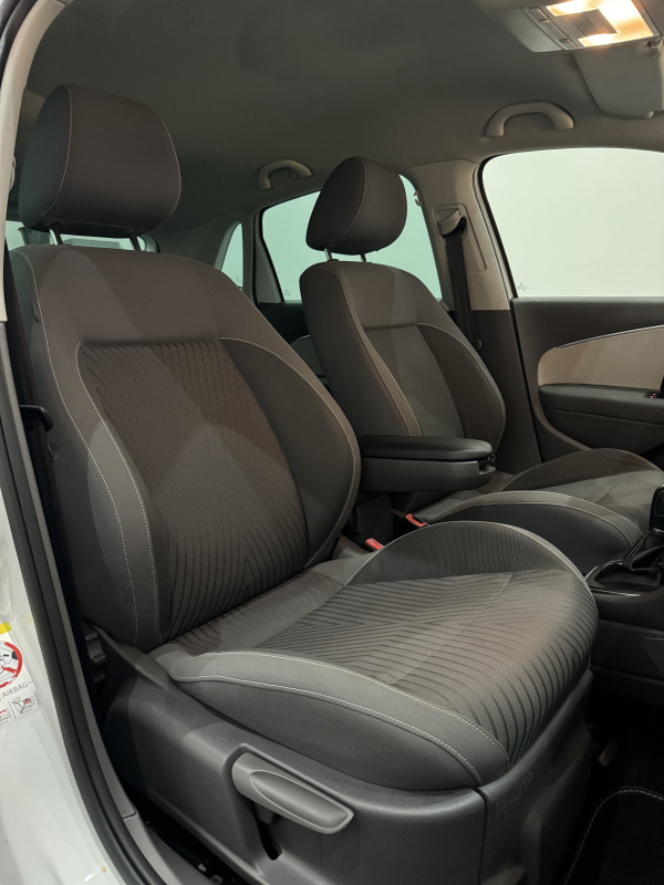 Volkswagen Polo — 13