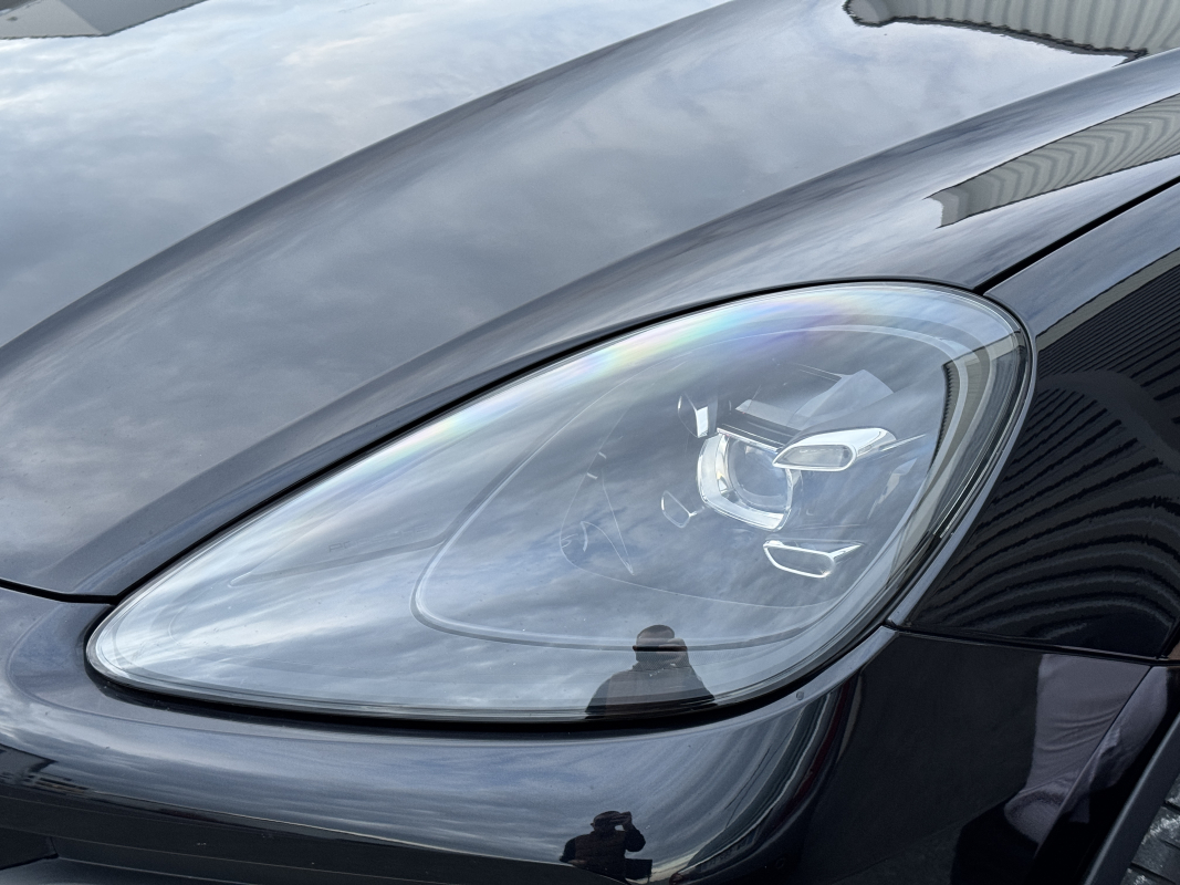 Porsche Cayenne — 32