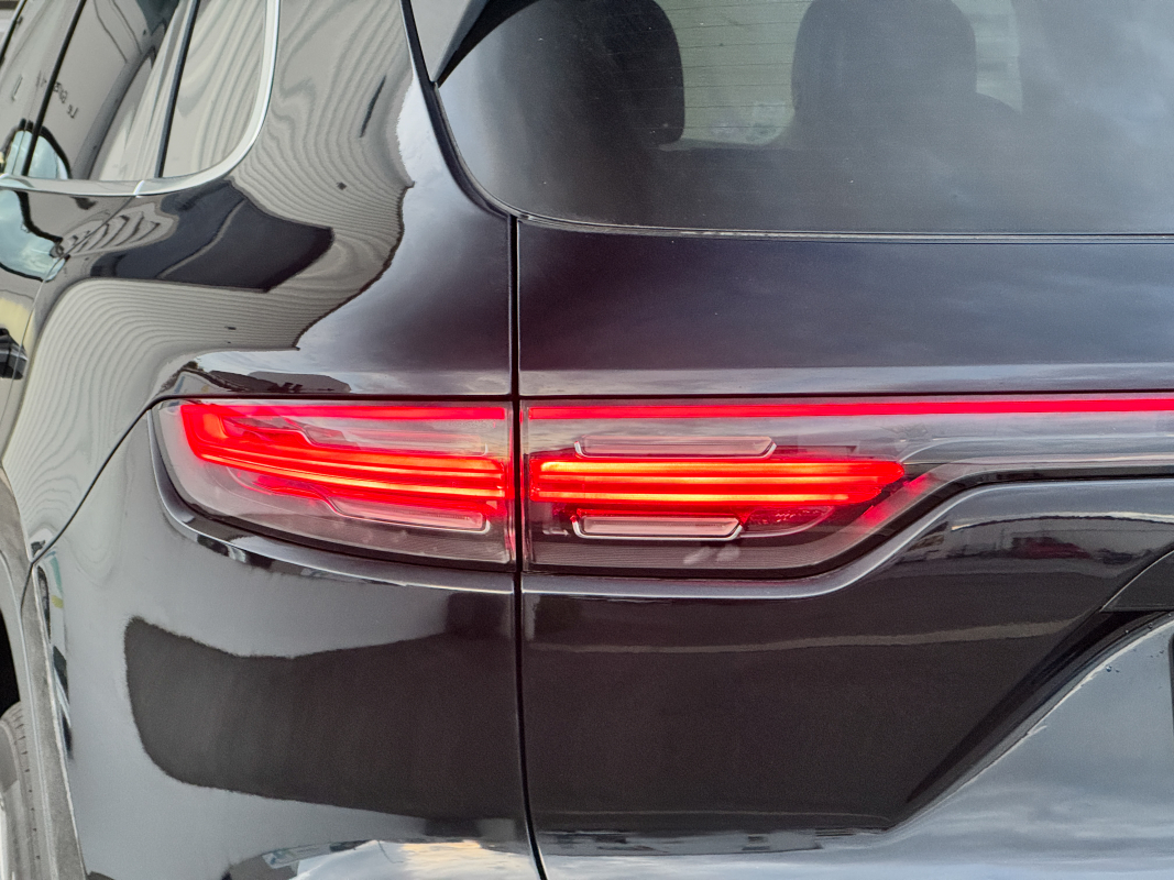 Porsche Cayenne — 33
