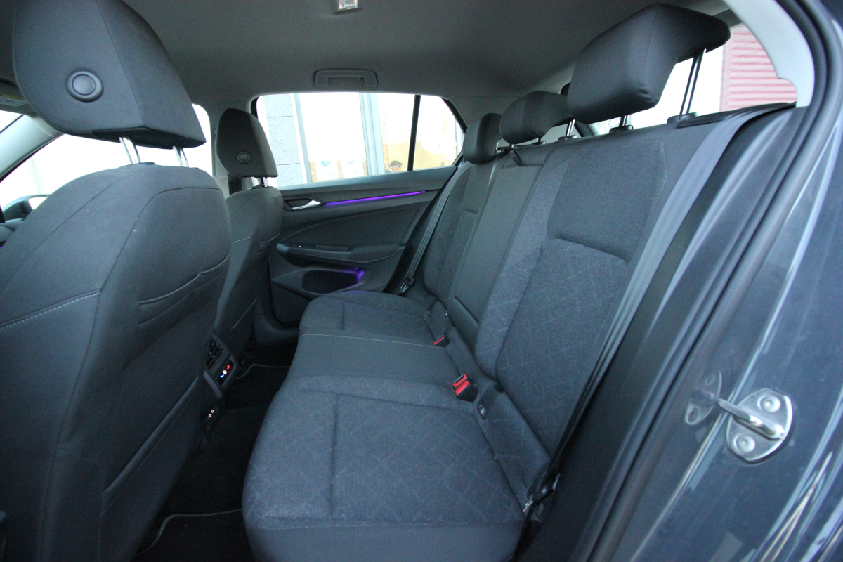 Volkswagen Golf — 13