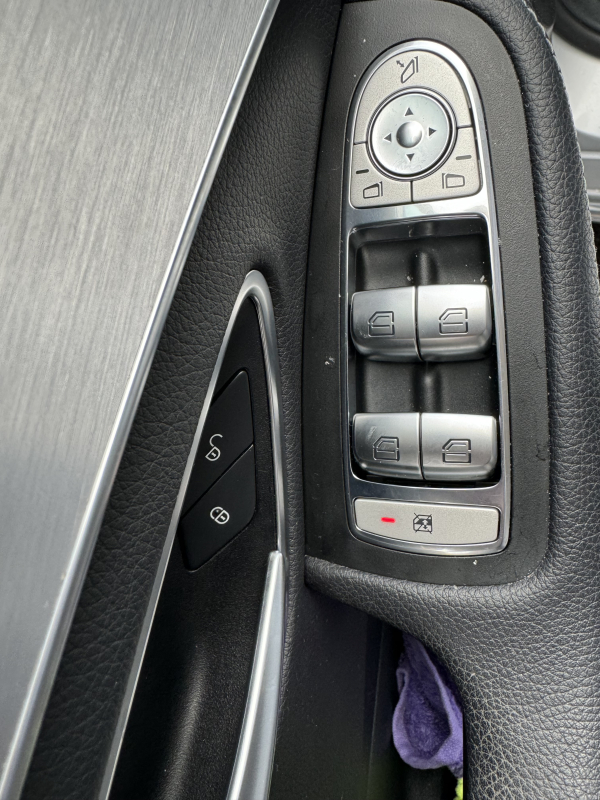 Mercedes Classe C — 17