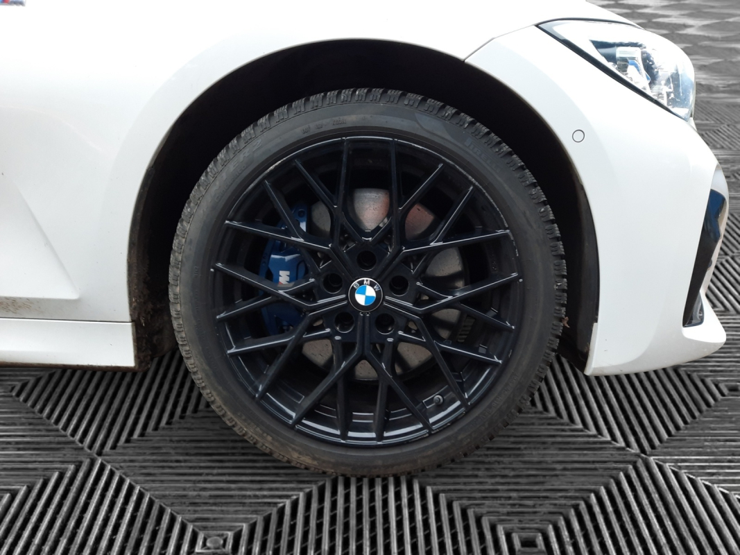 Bmw Série 3 Touring — 36