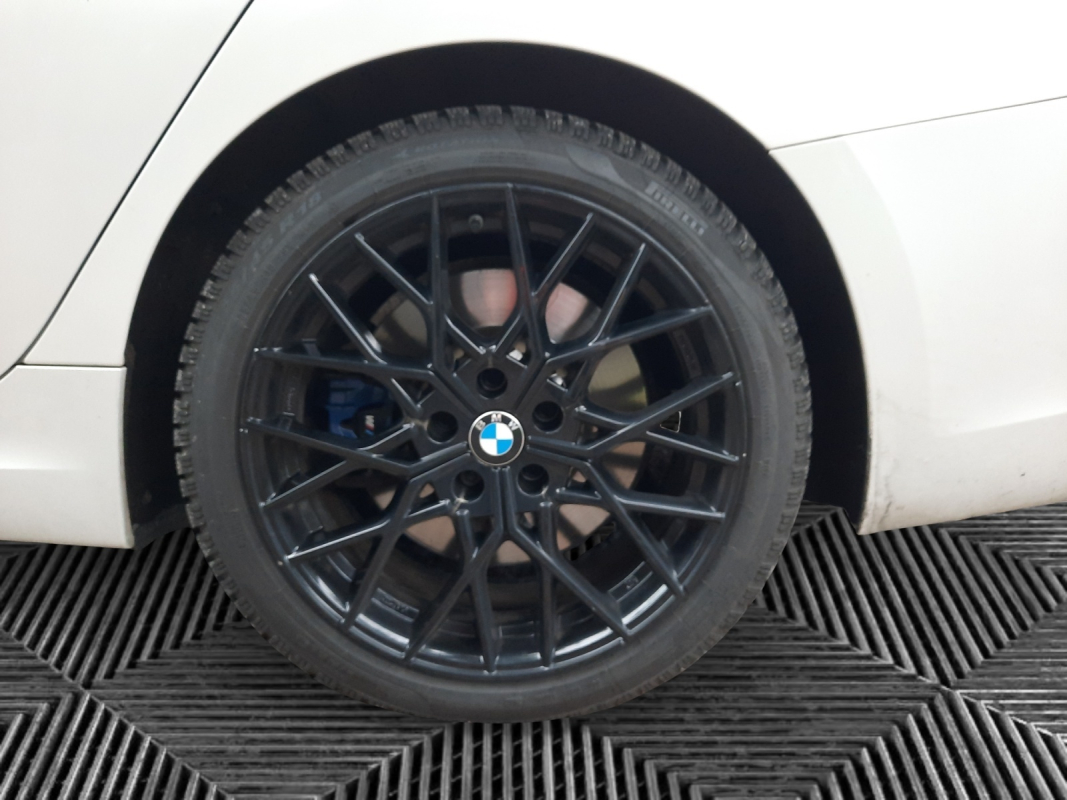Bmw Série 3 Touring — 37