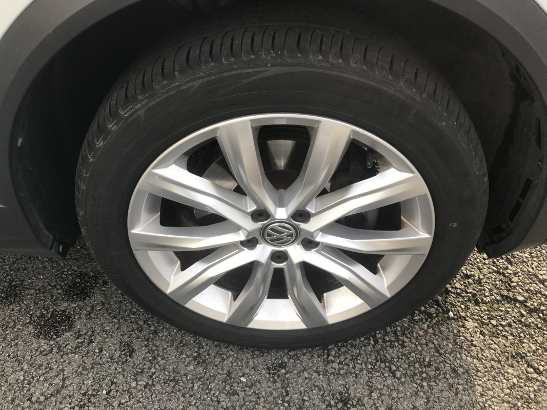 Volkswagen T-roc — 37