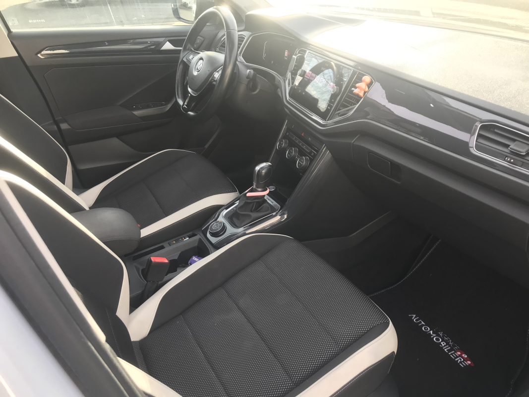 Volkswagen T-roc — 24