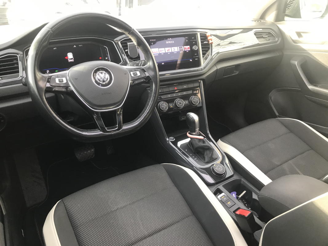 Volkswagen T-roc — 25