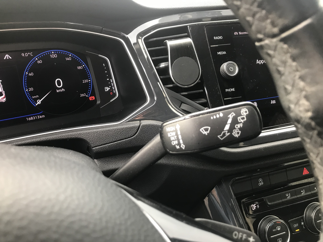 Volkswagen T-roc — 29