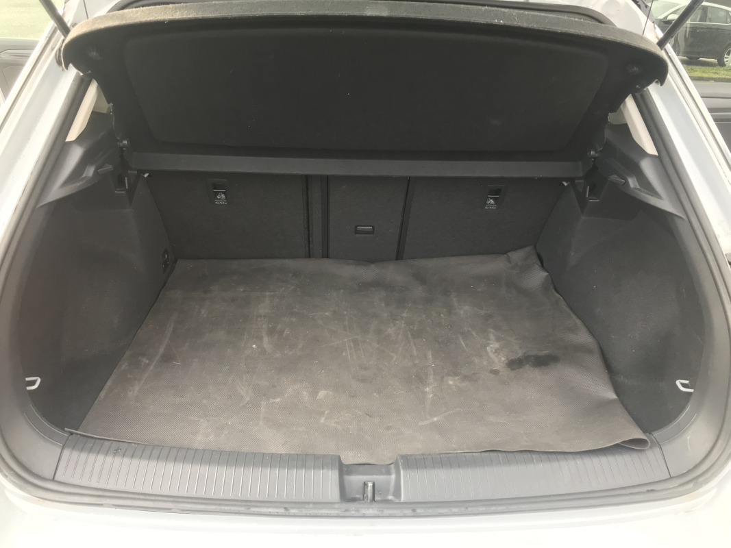 Volkswagen T-roc — 32