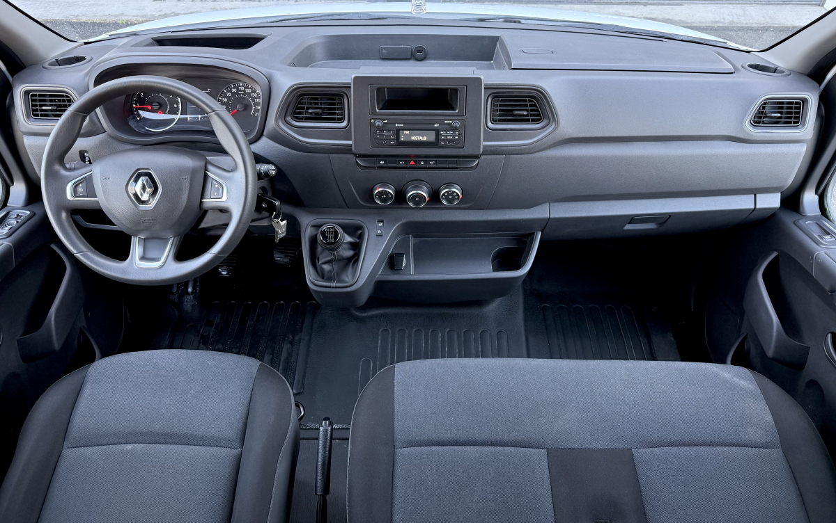 Renault Master — 5