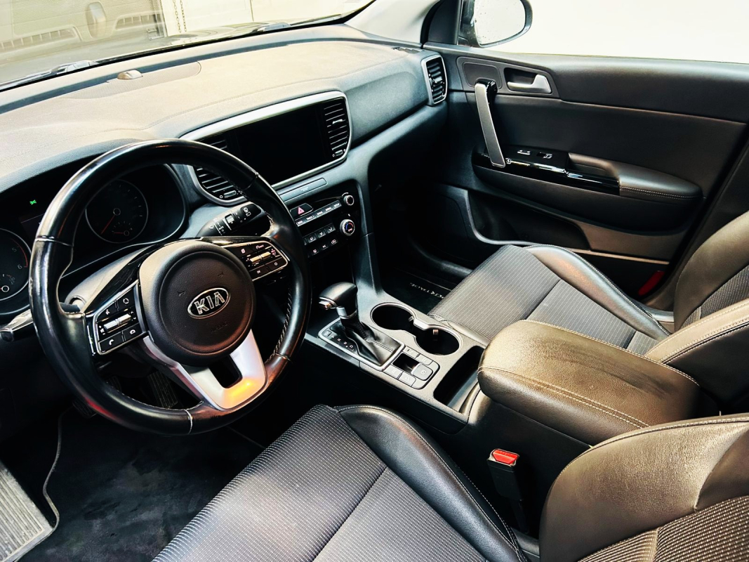 Kia Sportage — 11