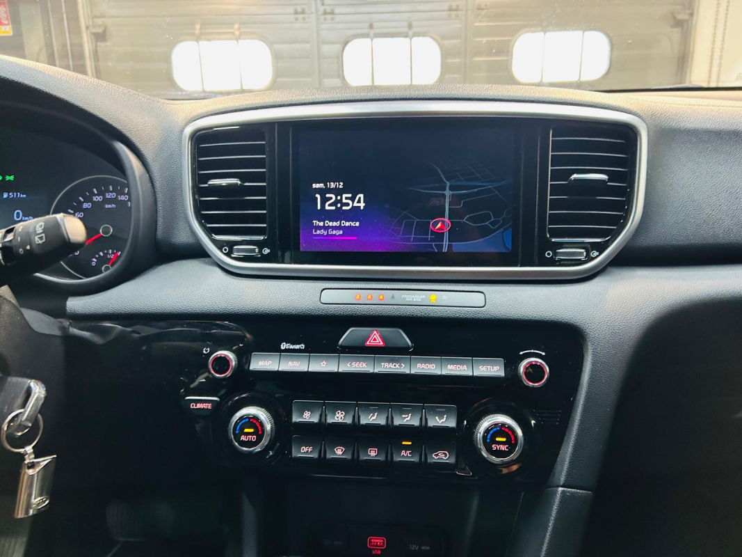 Kia Sportage — 16