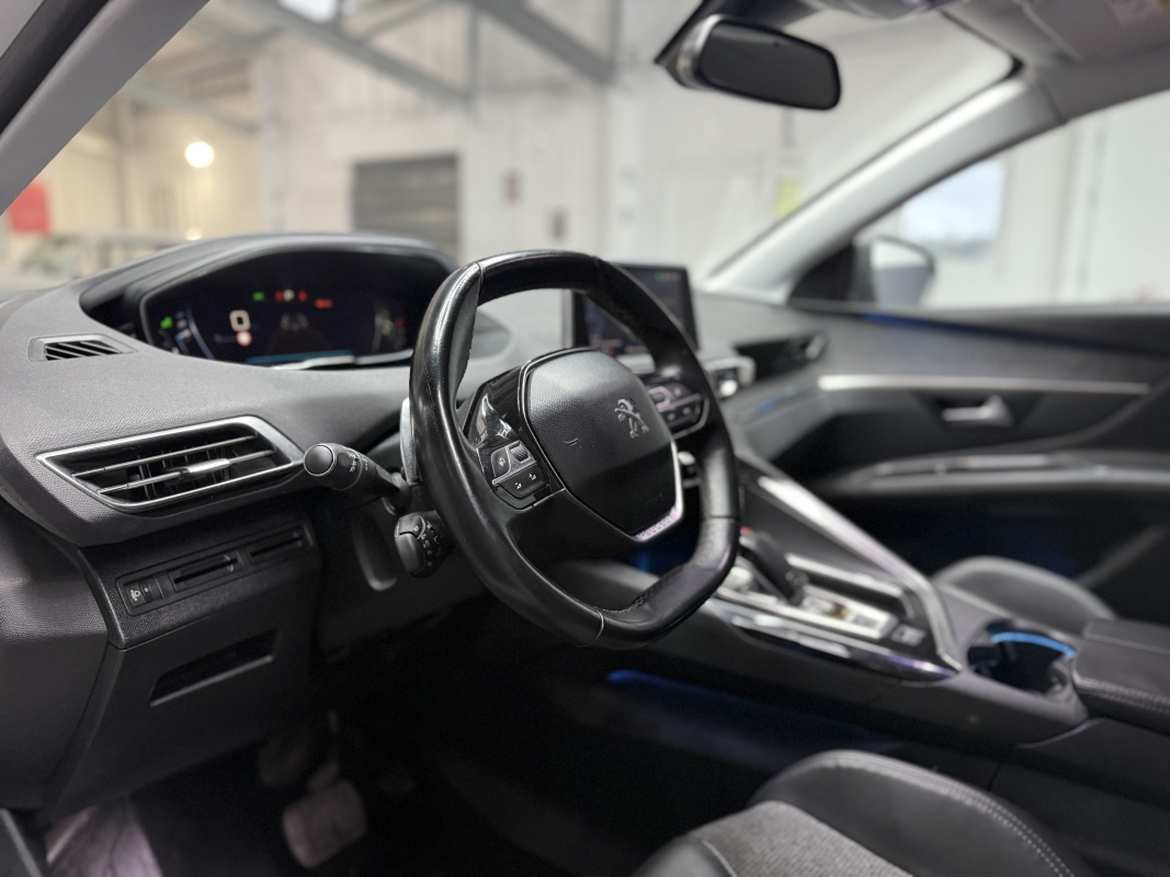 Peugeot 3008 — 9