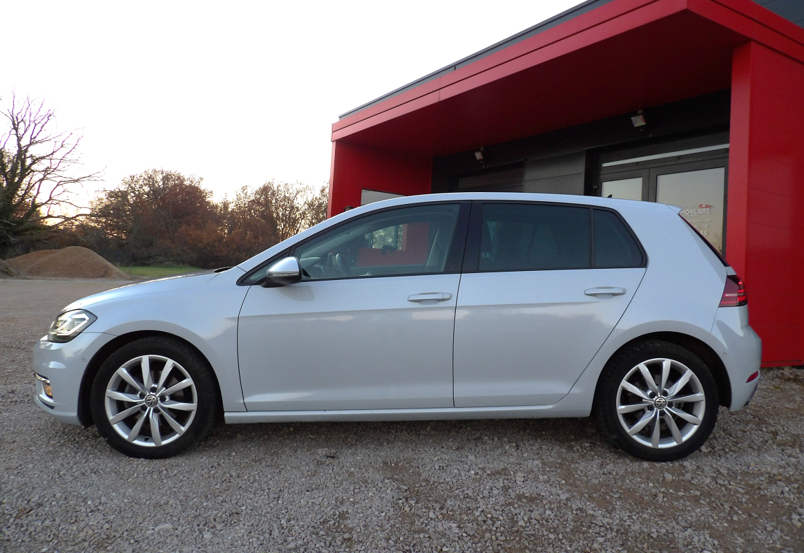 Volkswagen Golf — 4